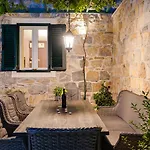 빌라 Filipetti In Center, 4 En-suite Bedrooms Charming Stone House, Heated Private Pool, 600m From
